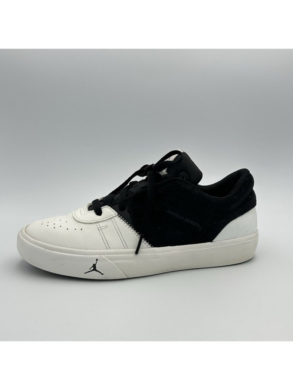Nike Jordan Series ES Sneakers Black White Leather Kids Size 7Y Shoes DN3205-061